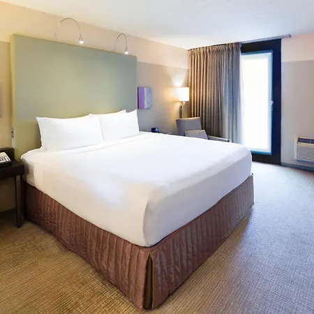Crowne Plaza - Chicago West Loop By Ihg Hotel Exterior photo